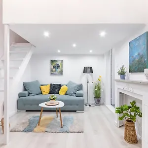 Apartment, In The Middle Of The Center, Quiet, Ac Apartment
