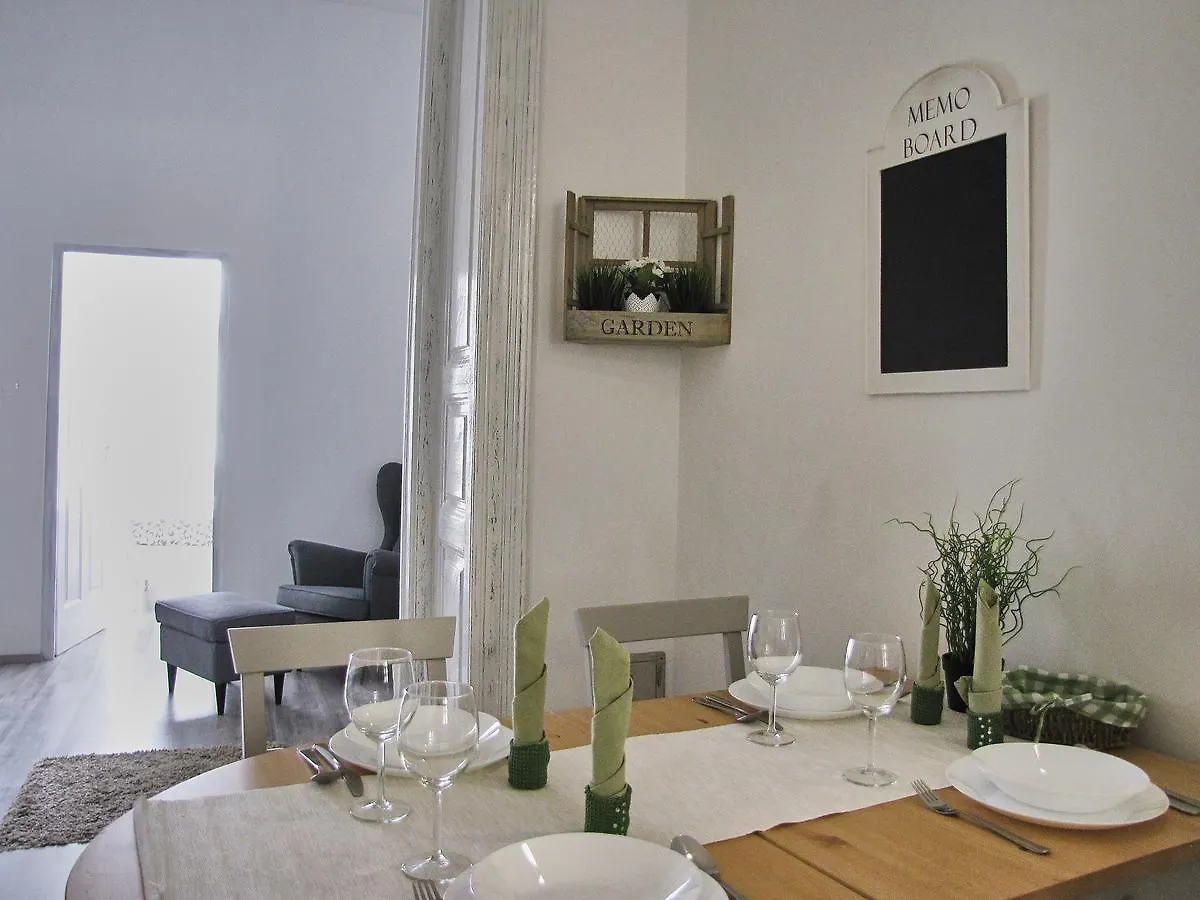 Shabby Chic Budapest | Apartment